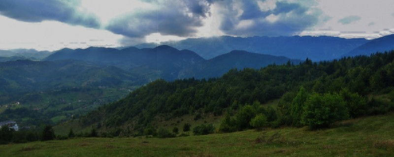Travel Photo Roulette Piatra Craiului Mountains Romania - Where's Waldner