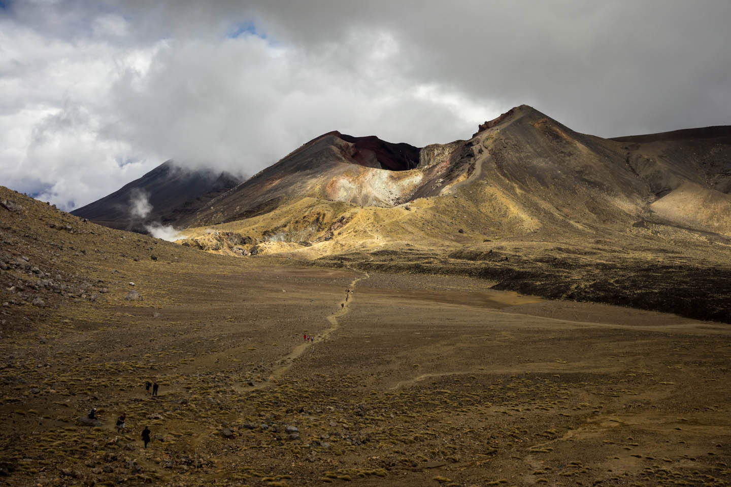 Preparing To Hike The Tongariro Crossing | https://wanderlusters.com