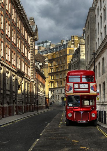london-afternoon-nikos-koutoulas