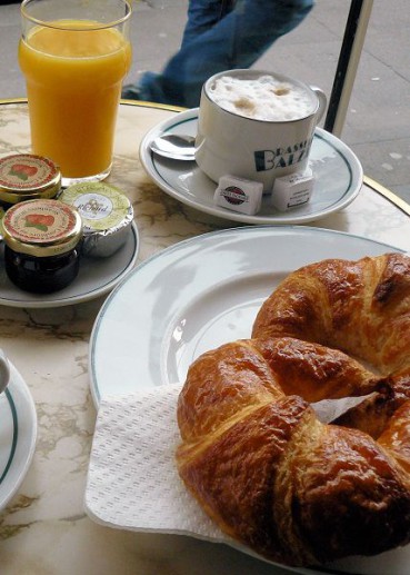 breakfast-paris-mike_fleming
