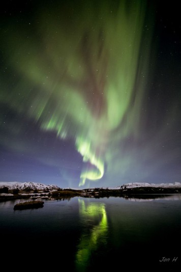 northern-lights-iceland-lovepro