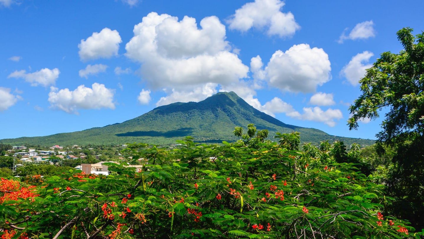 Guide To Nevis - Mount Nevis