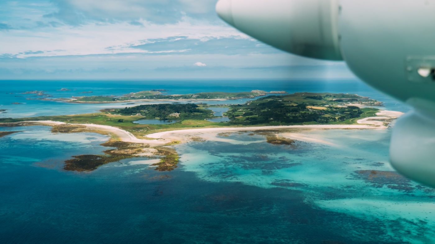 Channel isles. Острова Силли. Маяк раунд-Айленд. Силли. Bryher Isles of Scilly. Tresco Island.